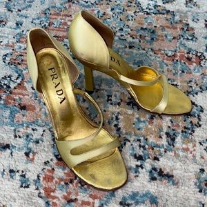 Vintage gold satin & leather Prada heels ⭐️